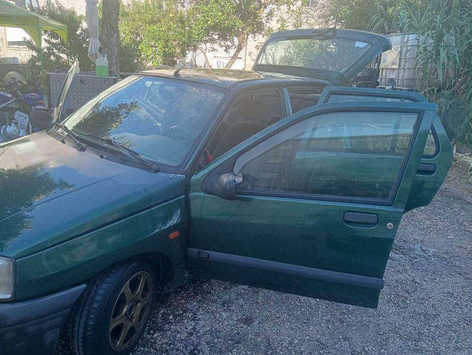 Renault Clio 1000