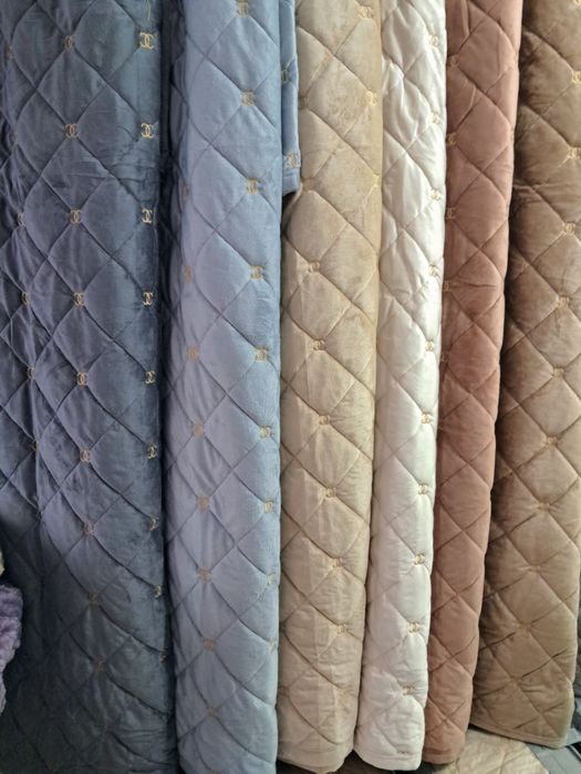 Покривала велюрові стьогані