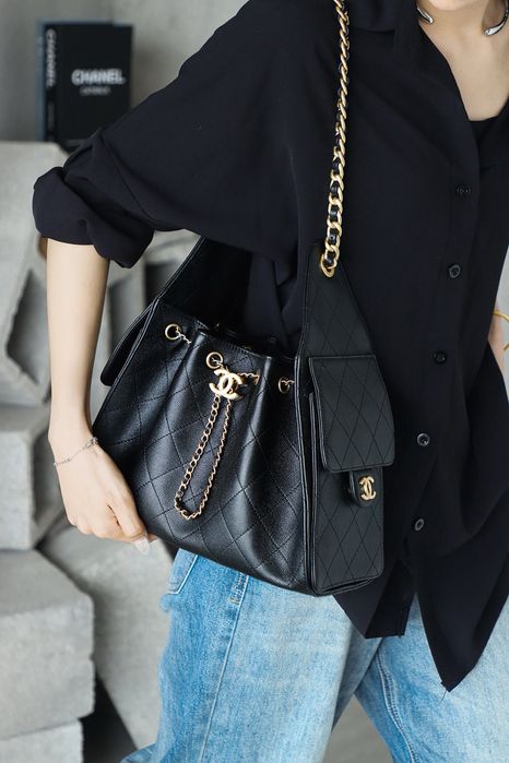 Шкіряна сумка Chanel 25 hobo bag оригінальна якість
