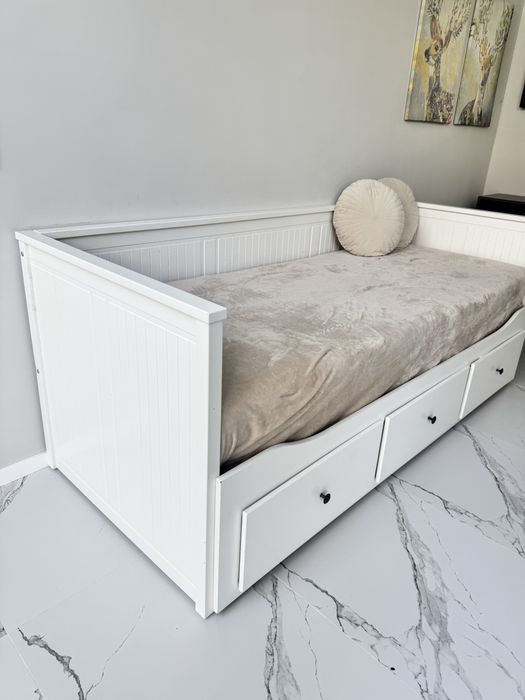 Cama individual/dupla com 3 gavetas 2 colchoes, branco