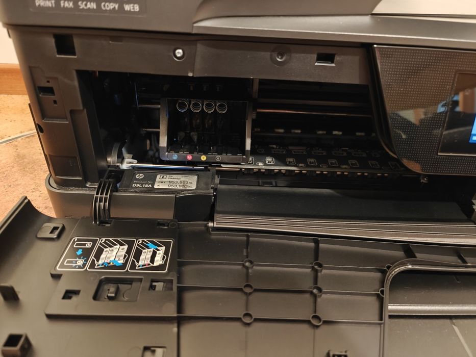 Impressora HP OfficeJet Pro 8710 - NOVA