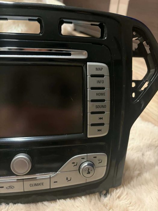 Radio z nawigacją Mondeo mk4