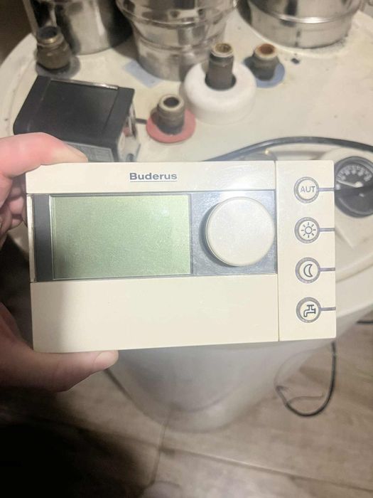 Piec gazowy Buderus, bojler na ciepła wodę, sterownik