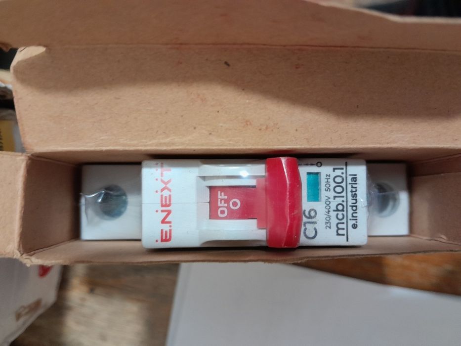 Автоматичний вимикач E.NEXT mcb.100.1.C16