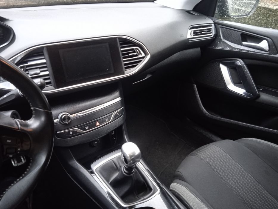 Peugeot 308 1.6 BlueHDi