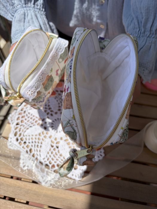 Necessaires acolchoadas feitas à mão