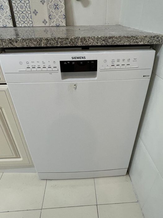 Maquina lavar loiça Siemens (optimo estado!)