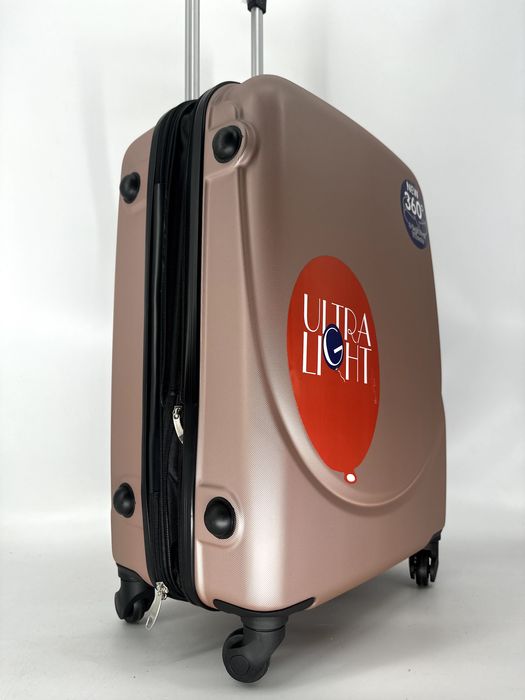 Nowa walizka średnia, walizka twarda, bagaż 20 kg