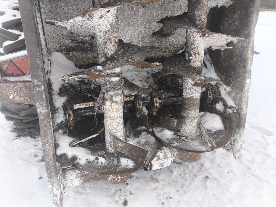 Rozrzutnik obornika Brochard Dragon 2