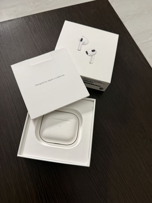 Apple AirPods 3 (3 поколение) Оригинал, отличное состояние
