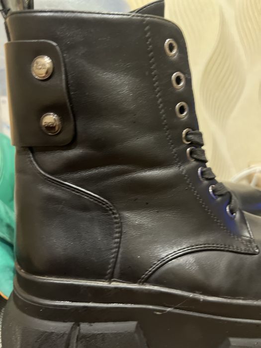 Ботинки зимові на масивній підошві