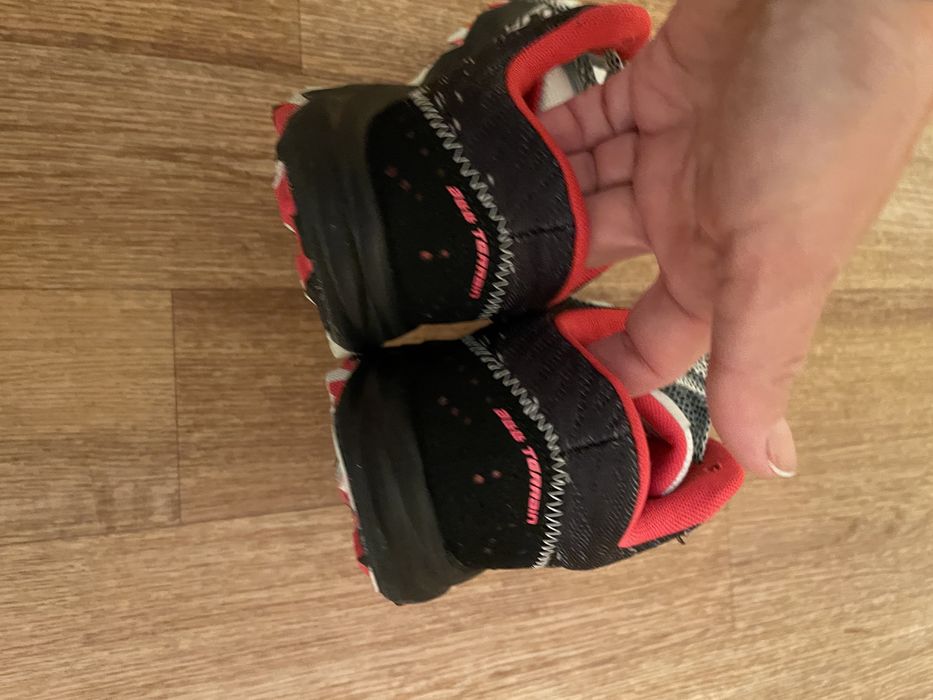 New Balance кросівки