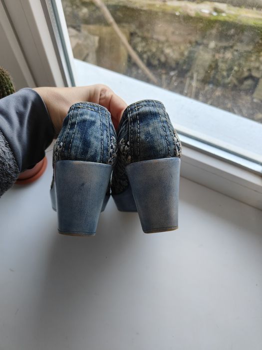 Туфлі.Джинсові туфлі