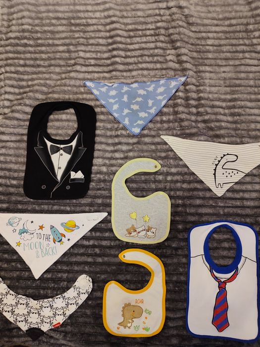 Бодікі, слюнявчики , человесіки.