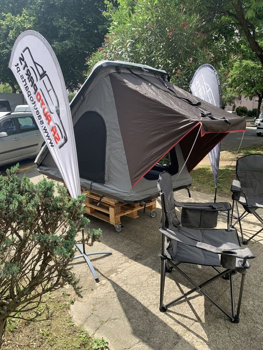 TENDA DE TEJADILHO RÍGIDA