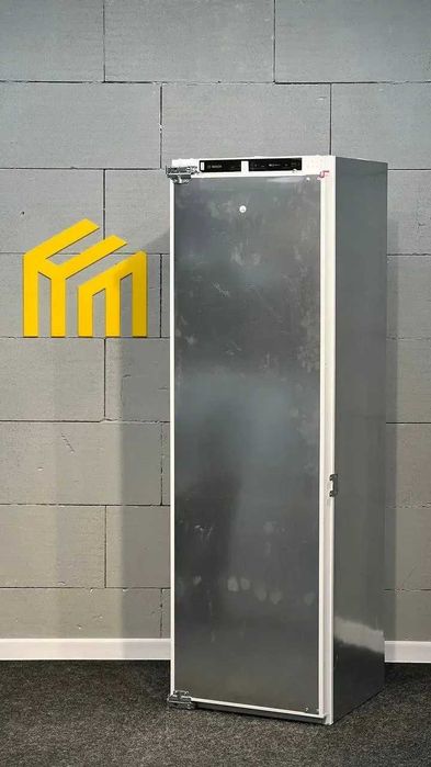 Вбудована морозильна камера Bosch GIN81HCE0