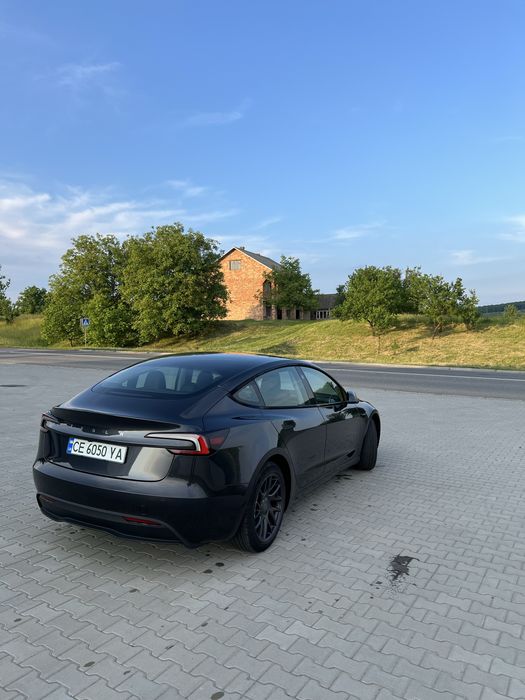 Tesla 3 highland