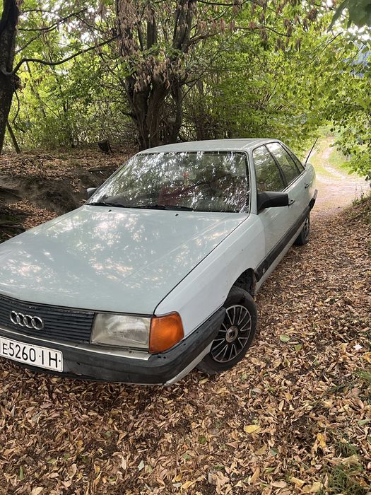 Audi 100 c3 2,2 бензин