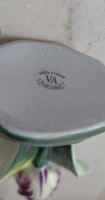 Floreira tulipa Vista Alegre