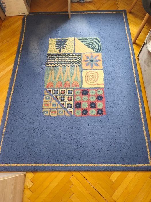 Dywan o wymiarach 170x120