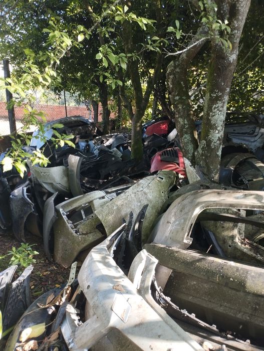 Parachoques de várias marcar Mercedes, BMW, Audi, Peugeot, Volvo Renault ect