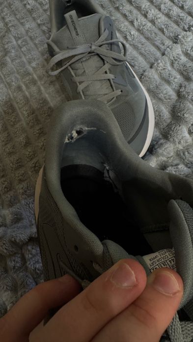 Skechers Global Jogger кросівки хакі 44 розмір б/у