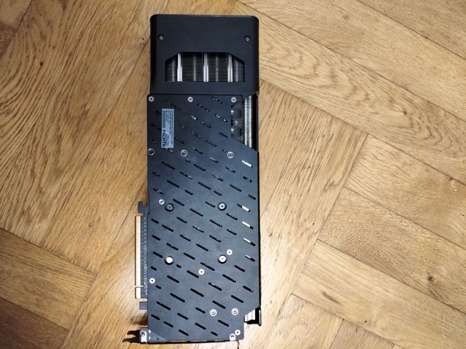 Відеокарта rx 7700 xt
