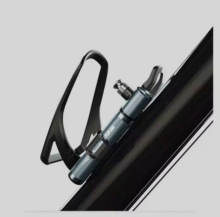 Hit - Mini Pompka Rowerowa Enlee 0,9bar/130psi długość 130mm 75g Presta / Schroeder Uniwersalna