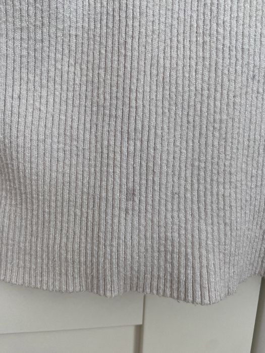 Sweter z kołnierzykiem zara