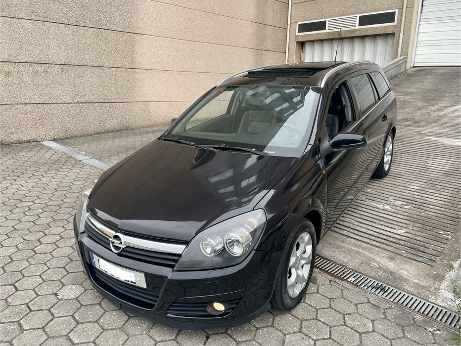 Opel Astra 1.9 CDTI 150cv 6V Teto Panoramico NOVA