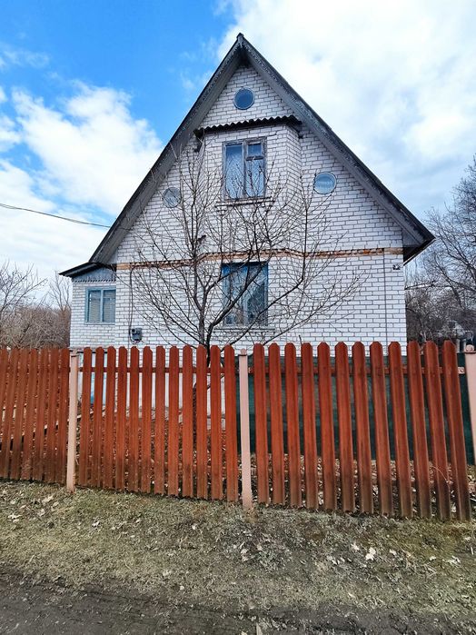 Продається будинок з ділянкою 7,07 соток.Без комісії .Від власника.