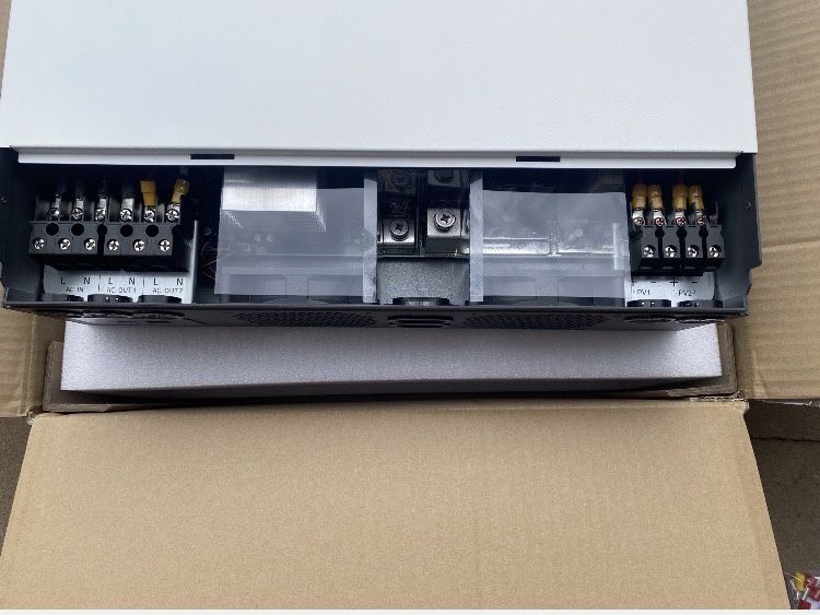 Nowy falownik inwerter Jsdsolar 12 kw 48V