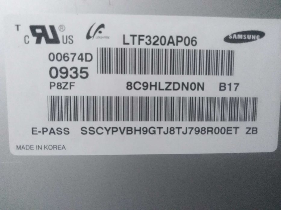 Matryca  SAMSUNG LE32B350F1W z podświetleniem