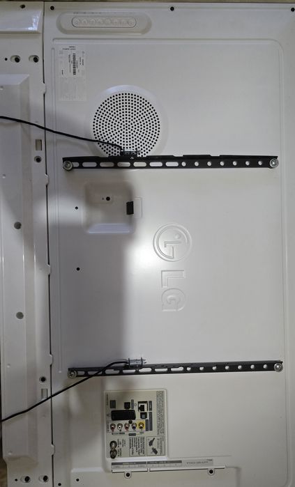 Продам телевизор смарт LG 47,в идеальном состоянии,