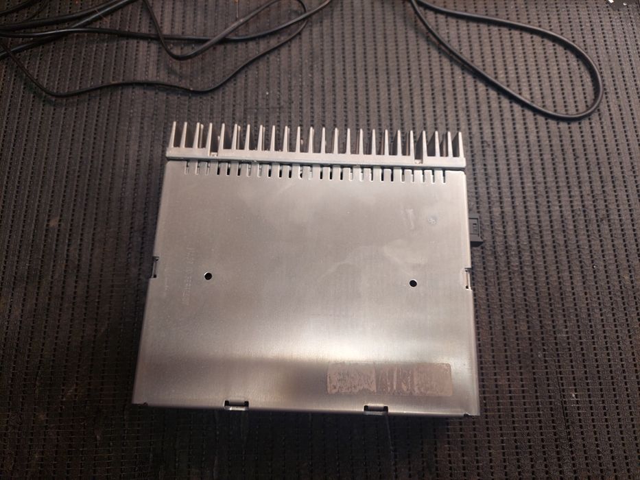 Mercedes w211 w219 amplificador original harman kardon becker