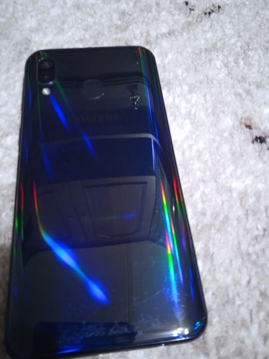 Телефон Самсунг А40.відмінний стан.