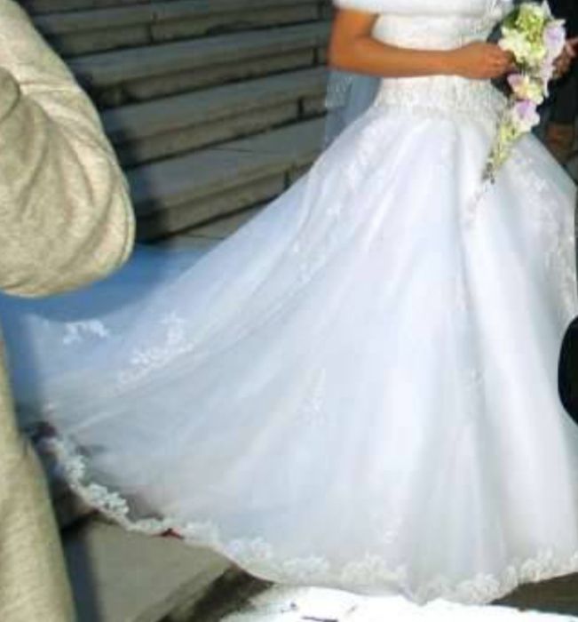 Suknia Ślubna HERM'S z Trenem-NEGOCJACJA CENY