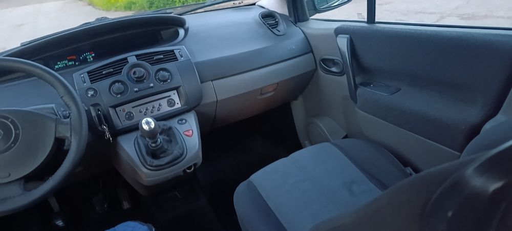 Renault scenic 2005 1.9 dci 6ст