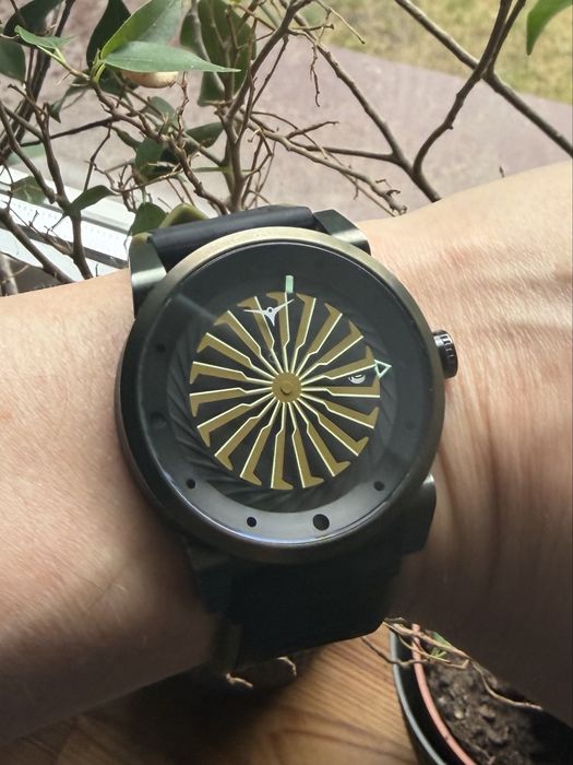 Zinvo Blade Titan