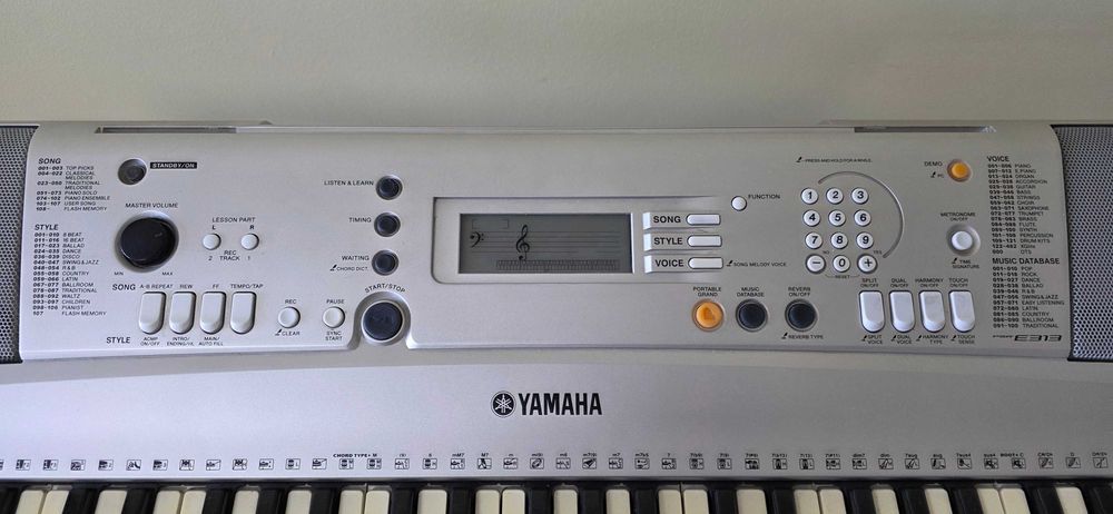 Keyboard Yamaha PSR E313 stan bardzo dobry, statyw, krzesło