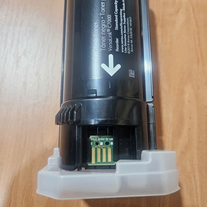 Тонер-картридж Xerox VL C7000 Black (106R03769)