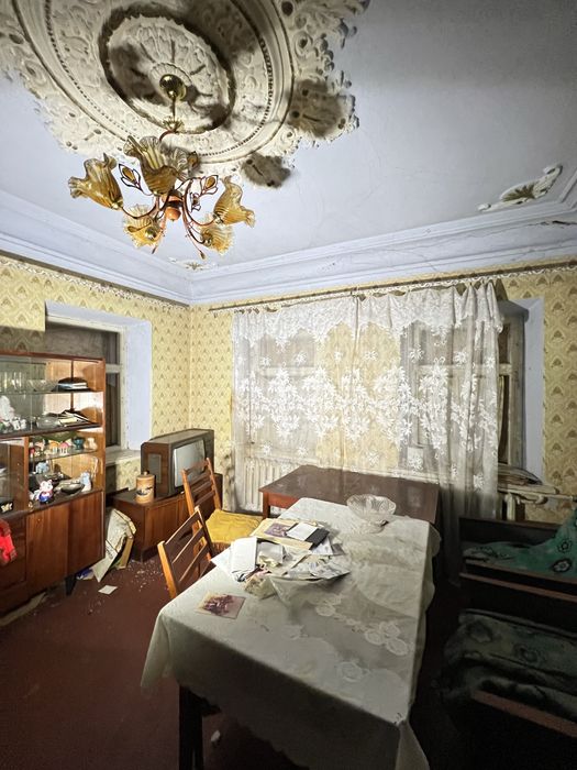 В продажу 3 к будинок на 13 лінії, землі - 6 соток