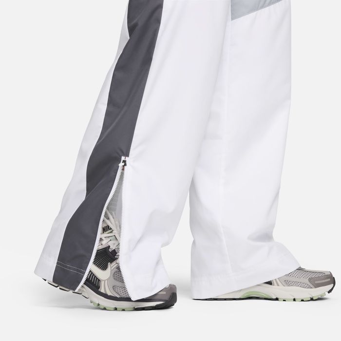 Штани Nike Sportswear Women's High-Waisted Trousers HF5957-100