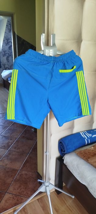 Krótkie spodenki męskie z gumowym pasem roz.80-92 cm. W idealnym stani