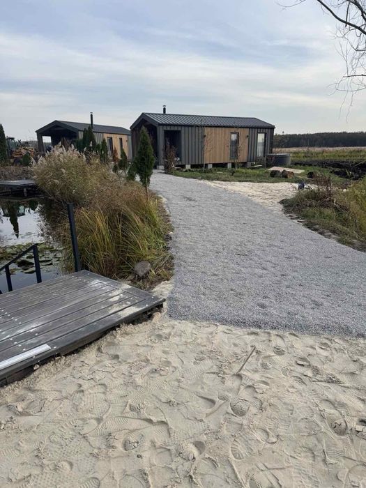 Подобова оренда будинків  з чанами!У нас тепло    і є світло!!