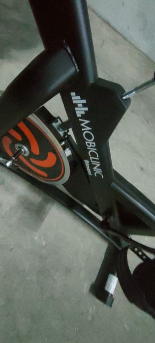 Stationary Bicycle64861673769986124