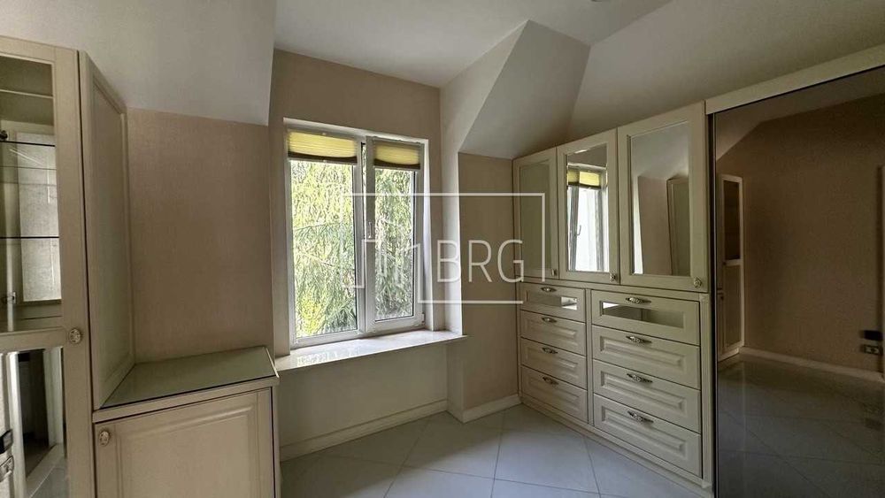 Продажа дома 4 спальни бассейн КГ Зеленый гай Лесники без комиссии