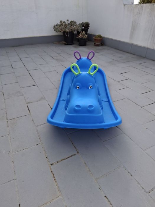 Baloiço hipopótamo