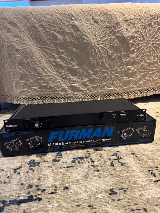 Condicionador de Potênica Furman M-10Lx E