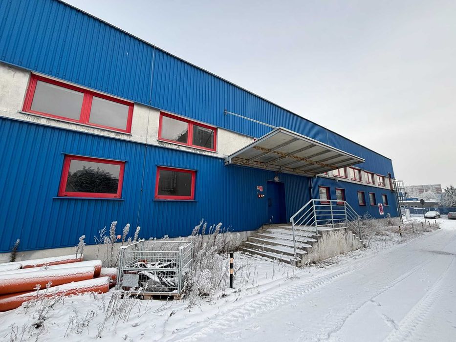 Wynajem pomieszczeń Płock, firma, magazyn, biuro, parking, usługa